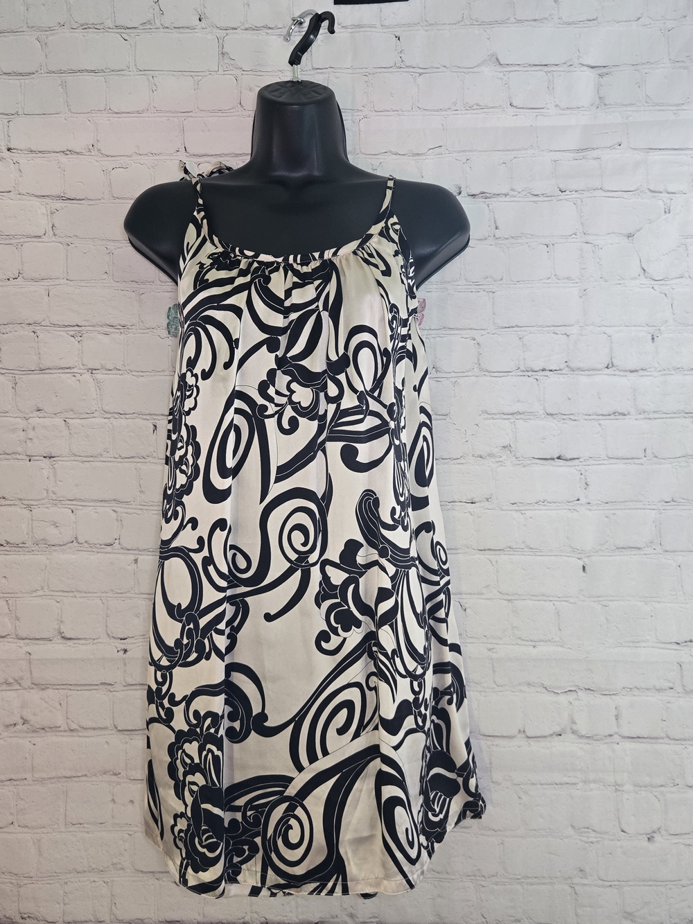 Miguel Cruz 100% silk black cream floral print dress adjustable straps Travel Sm